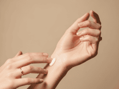 Suchość pochwy: przyczyny, objawy i skuteczne rozwiązania